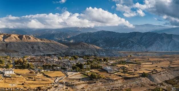 Upper Mustang Trek photo 12