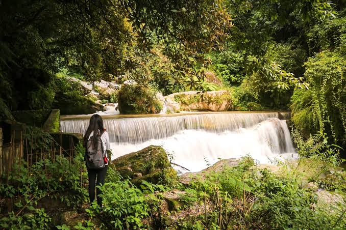 Nagarkot–Dhulikhel Scenic & Hiking Tour