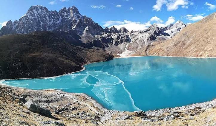 Gokyo Lake Trek: Turquoise Waters & Himalayan Panorama cover photo