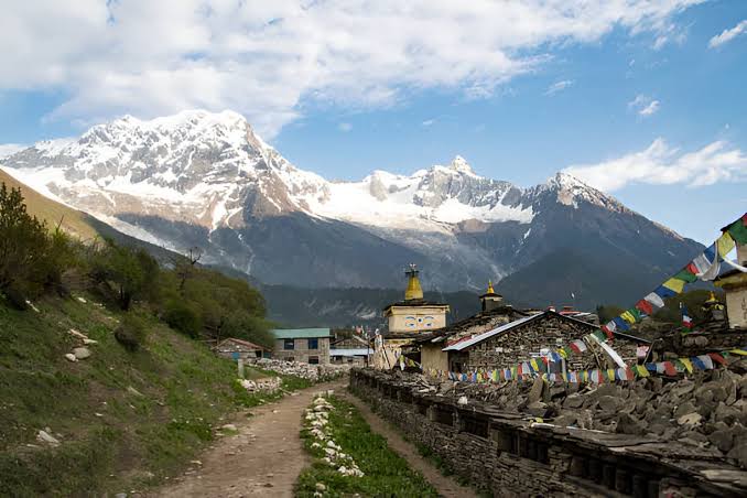 Tsum Valley Trek photo 8