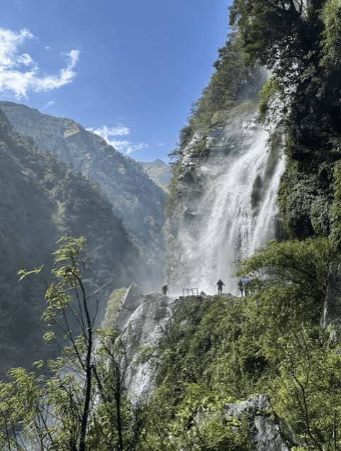 Tsum Valley Trek photo 4