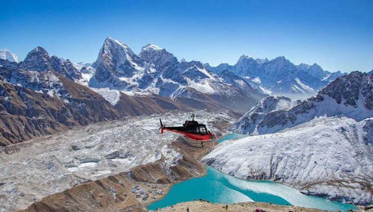 Gokyo Lake Trek: Turquoise Waters & Himalayan Panorama photo 5