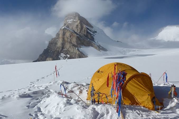 TWO-PEAK CLIMBING EXPEDITION – LADAKH