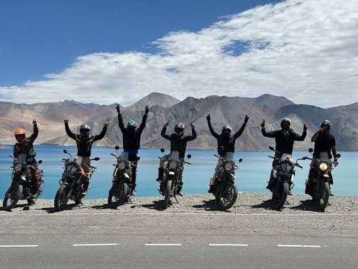HIMALAYAN BIKE RIDE ADVENTURE - LADAKH photo 9