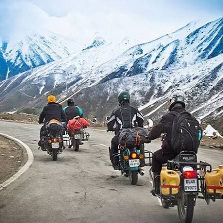 HIMALAYAN BIKE RIDE ADVENTURE - LADAKH photo 8