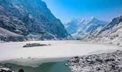 Tashi Lapcha Pass Trek photo 5