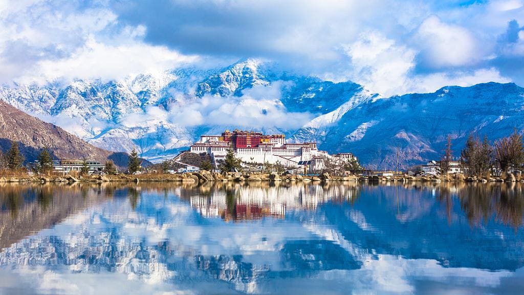 HOLY MT. KAILASH, MANASARUVAR & LHASA TOUR